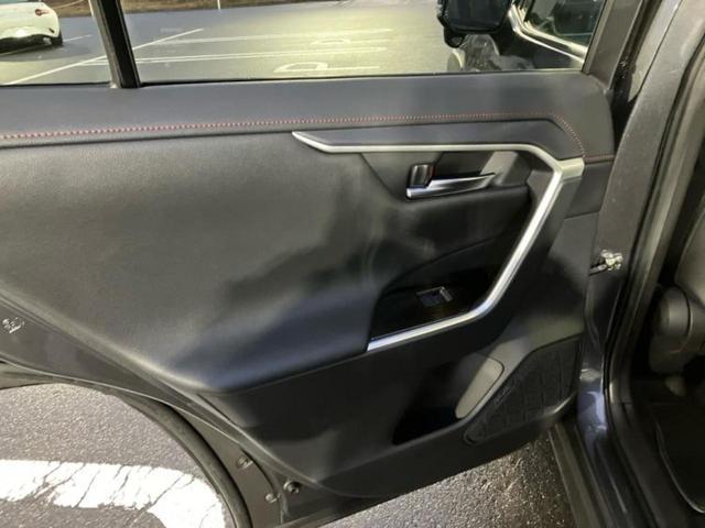 RAV4 4WDアドベンチャーオフロードパッケージ 新品タイヤ/保証書/ディスプレイオーディオ+ナビ9インチ/デジタルインナーミラー/トヨタセーフティセンス/エアーシート 前席/車線逸脱防止支援システム/シート 合皮/電動バックドア バックカメラ(24枚目)