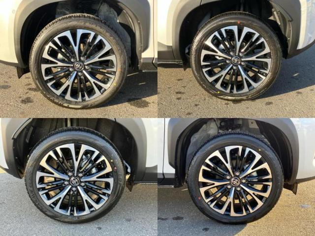 ヤリスクロス ハイブリッドZ 保証書/ディスプレイオーディオ+ナビ/トヨタセーフティセンス/シートヒーター 前席/パノラミックビューモニター/車線逸脱防止支援システム/シート ハーフレザー/電動バックドア/登録済未使用車 禁煙車(55枚目)