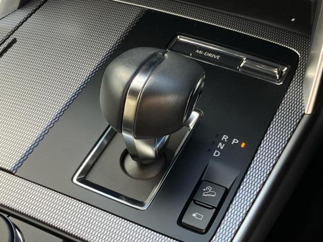 CX-60 4WD XDハイブリッドエクスクルーシブスポーツ 新品タイヤ/BOSE/保証書/純正 12.3インチ メモリーナビ/フリップダウンモニター 社外 9インチ/アイアクティブセンス(マツダ)/シートヒーター 全席/全方位モニター 衝突被害軽減システム(27枚目)