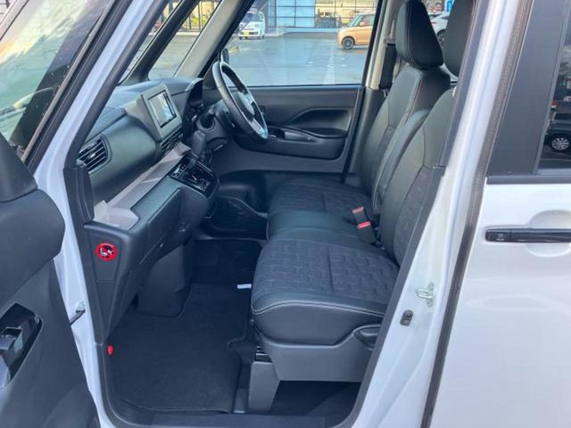 デリカミニ 4WD Tプレミアム 保証書/社外 SDナビ/イーアシスト(ミツビシ)/両側電動スライドドア/シートヒーター 前席/全方位モニター/車線逸脱防止支援システム/シート ハーフレザー/ドライブレコーダー 社外 ターボ 4WD(7枚目)