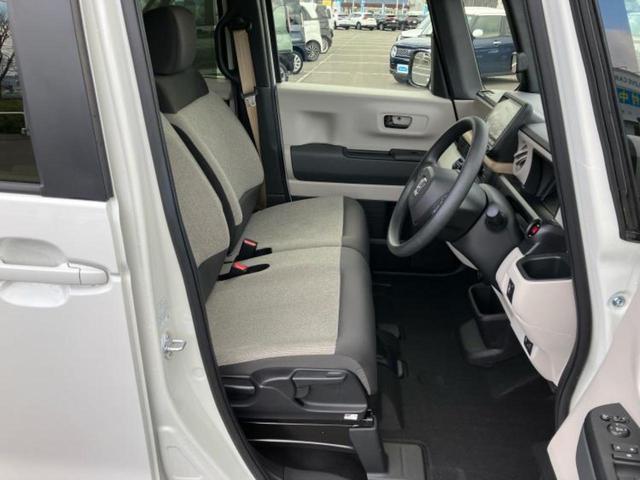 Ｎ－ＢＯＸ ヒョウジュン　保証書／純正　８インチ　ナビ／ホンダセンシング／電動スライドドア／車線逸脱防止支援システム／ヘッドランプ　ＬＥＤ／ＵＳＢジャック／Ｂｌｕｅｔｏｏｔｈ接続／ＥＢＤ付ＡＢＳ／横滑り防止装置　レーンアシスト（5枚目）