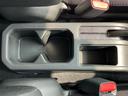 ４ＷＤ　ＸＣ　保証書／セーフティサポート（スズキ）／シートヒーター　前席／車線逸脱防止支援システム／ヘッドランプ　ＬＥＤ／ＡＢＳ／横滑り防止装置／アイドリングストップ／クルーズコントロール／禁煙車　ワンオーナー（26枚目）
