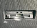 カスタムＸセレクション　保証書／純正　９インチ　ＳＤナビ／フリップダウンモニター　純正　１２．８インチ／スマートアシスト（トヨタ・ダイハツ）／両側電動スライドドア／シートヒーター　前席／パノラマモニター　衝突被害軽減システム（16枚目）
