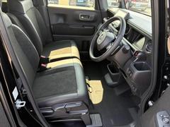 ＷＥＣＡＲＳではほぼ毎日新しい在庫車両を入荷しております！お客様のこだわりを叶える１台がきっとＷＥＣＡＲＳにあるはずです！ 5