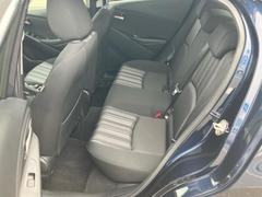 ＷＥＣＡＲＳでは各商談席に大型モニターをご用意しております！見やすい大画面でゆったりと全国の在庫をご覧いただけます！是非ご来店お待ちしております！ 7