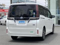 全国に店舗を展開しているのでどこでもお取り寄せが可能です！この車が気になるけど遠方だから・・・と諦める必要はありません！※別途陸送費が必要です。 3