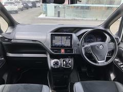 「この車の写真をもっと見たい」「状態が気になる」「この装備はついている？」どんな小さな疑問でもお気軽にお問い合わせください！ 4