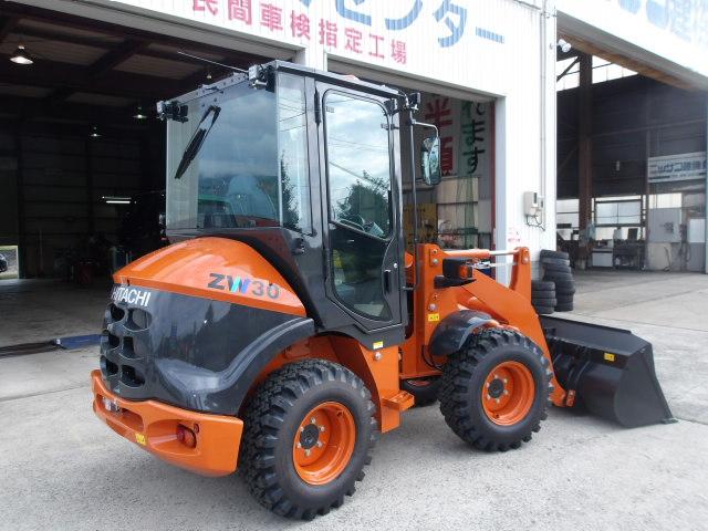 日本 　日立建機　タイヤショベル　ＺＷ３０－５Ｂ　除雪仕様　キャビン　ヒーター　回転灯　小型特殊自動車（4枚目）
