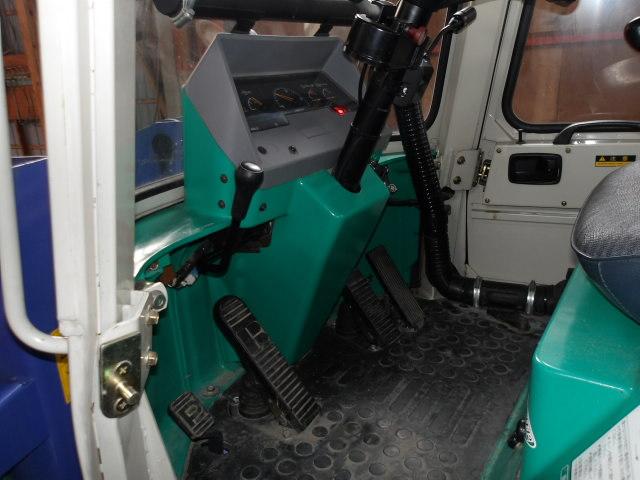 日本 　コマツ　ホイールローダー　ＷＡ３０－５Ｅ　キャビン　ヒーター付　回転灯　小型特殊　稼働時間７１２ｈ（18枚目）