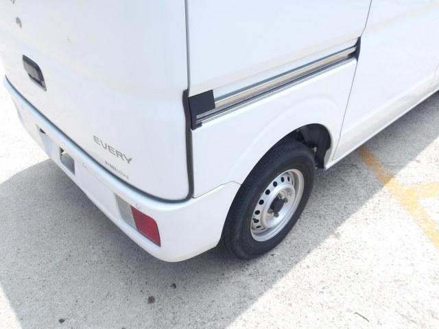エブリイ ＰＣリミテッド　ＰＣリミテッド　パートタイム４ＷＤ　セーフティーサポート車　ハイルーフバックカメラ　ブルートゥース対応ナビ　ドラレコ　ルーフキャリア（7枚目）