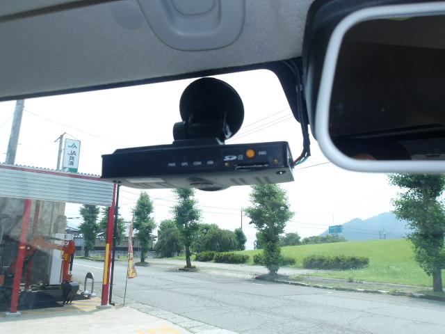エブリイ ＰＣリミテッド　ＰＣリミテッド　パートタイム４ＷＤ　セーフティーサポート車　ハイルーフバックカメラ　ブルートゥース対応ナビ　ドラレコ　ルーフキャリア（31枚目）
