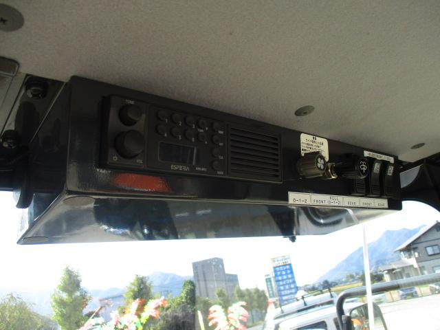 日本  コマツ ホイールローダー WA30-6E0 キャビン スノータイヤ 小型特殊 稼働時間347h(22枚目)