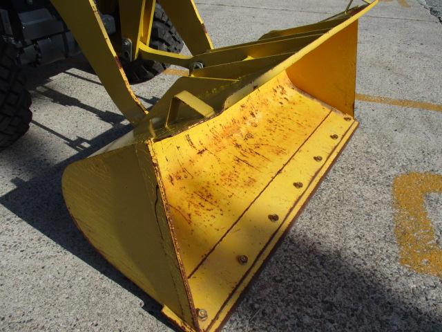 日本  コマツ ホイールローダー WA30-6E0 キャビン スノータイヤ 小型特殊 稼働時間347h(31枚目)