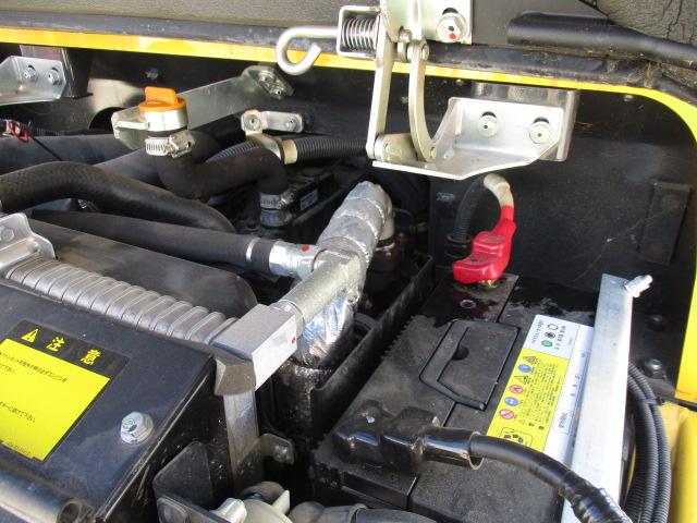 日本  コマツ ホイールローダー WA30-6E0 キャビン スノータイヤ 小型特殊 稼働時間347h(35枚目)