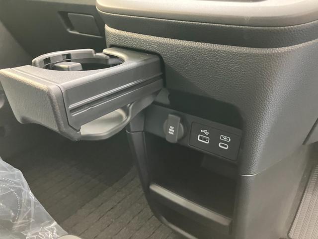 ステップワゴン ｅ：ＨＥＶスパーダ（20枚目）