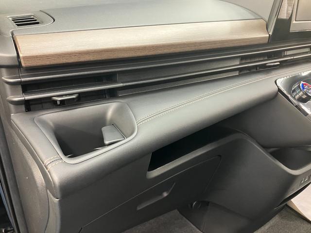 セレナ e-パワー ハイウェイスターV(24枚目)