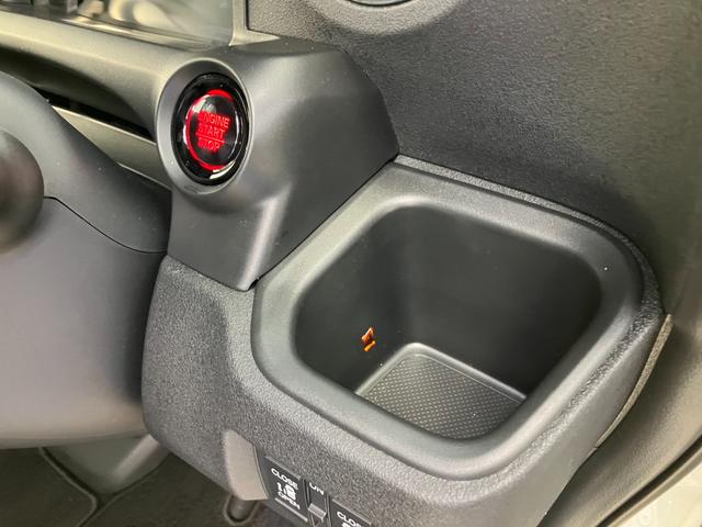 Ｎ－ＢＯＸカスタム ベースグレード　両側パワースライドドア（14枚目）