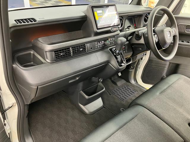 Ｎ－ＢＯＸカスタム ベースグレード　両側パワースライドドア（26枚目）