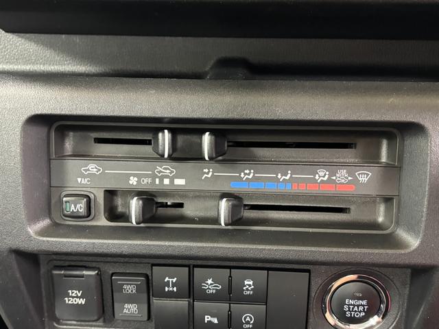 マニュアルエアコン付き