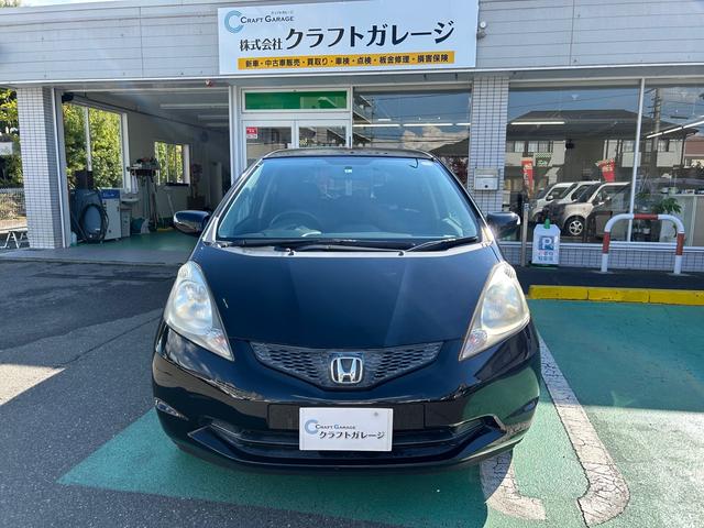 フィット Ｇ　ＣＶＴ　アルミホイール　ＥＴＣ　車検整備付　中古スタッドレスタイヤホイール付（6枚目）