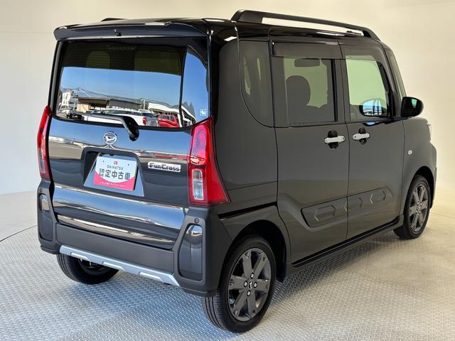 タント ファンクロスターボ　ＣＤチューナー　シートヒーター　ＣＶＴ　　オートライト　オートエアコン　ターボエンジン　両側電動スライドドア　ＬＥＤヘッドランプ　ＬＥＤフォグランプ（10枚目）