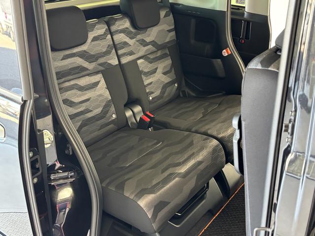 タント ファンクロスターボ　ＣＤチューナー　シートヒーター　ＣＶＴ　　オートライト　オートエアコン　ターボエンジン　両側電動スライドドア　ＬＥＤヘッドランプ　ＬＥＤフォグランプ（16枚目）