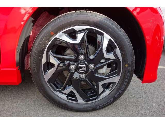 L・ターボホンダセンシング Bカメ VSA キーレスエントリー アルミ オートエアコン ABS パワーウインドウ CD エアバッグ アクティブクルーズコントロール カーテンエアバック スマートキーシステム ターボエンジン(19枚目)