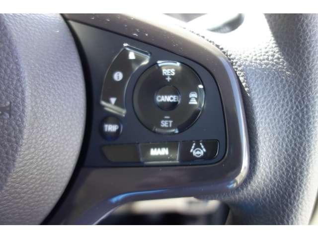 G・Lホンダセンシング ブレーキサポート ETC車載器 オートクルーズコントロール バックカメラ付き フルセグ DVD再生 スマートキー オートエアコン ABS パワーウィンドウ ベンチシート 盗難防止装置 4WD ナビTV(17枚目)