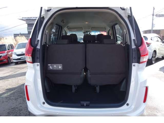 G・ホンダセンシング 前後ドラレコ 弊社業務車 セキュリティ 両側パワ-スライドドア 三列シート ナビTV キーレスエントリ AC DVD再生機能 地デジ Wエアバック ETC CD再生 PS メモリナビ ABS 横滑抑制(9枚目)