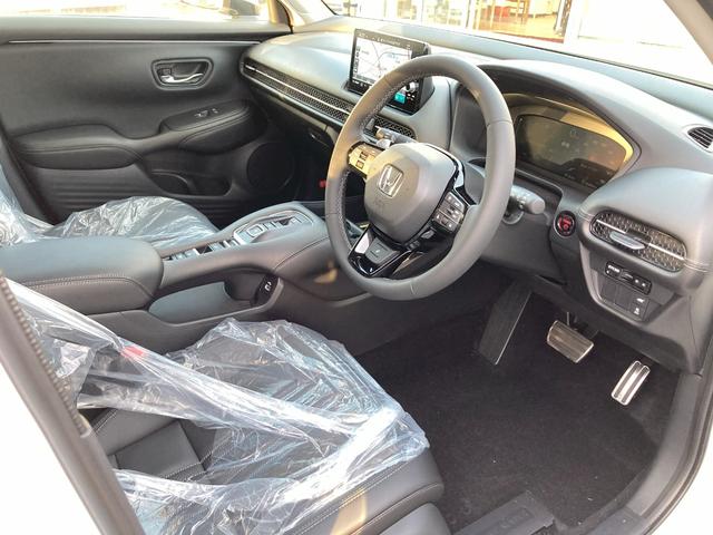 ZR-V e:HEVZ Pセンサー Bカメラ サイドエアバック パワ-シ-ト ナビTV LEDヘッドライト USB接続 Sヒーター 禁煙 サポカー ETC車載器 パワーステアリング スマートキー 横滑り防止 キーフリー(25枚目)