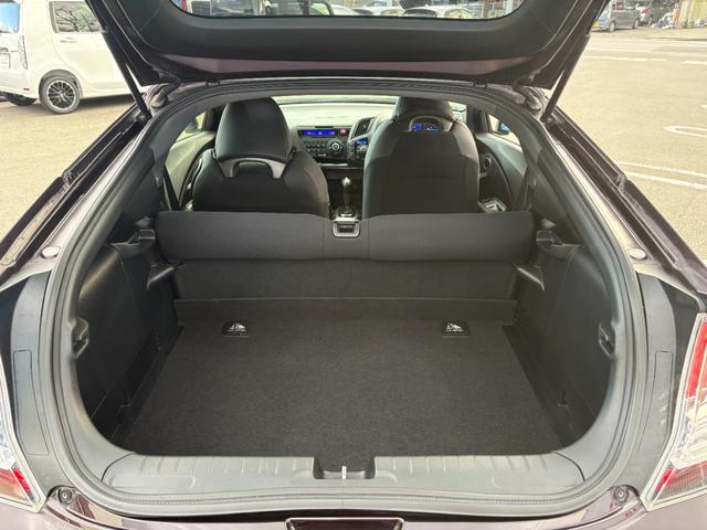 HONDA CR-Z ALPHA MASTER LABEL