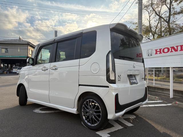 Ｎ－ＢＯＸカスタム ターボ　イモビライザー　衝突被害軽減　禁煙　キーフリー　Ｐセンサー　ＥＳＣ　パワステ　両席エアバック　サイドエアバッグ　ターボ車　ＵＳＢ接続　Ａライト　スマキー　Ｂカメ　パワーウィンドウ　ＥＴＣ（3枚目）