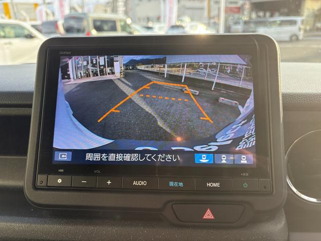 Ｎ－ＢＯＸカスタム ターボ　イモビライザー　衝突被害軽減　禁煙　キーフリー　Ｐセンサー　ＥＳＣ　パワステ　両席エアバック　サイドエアバッグ　ターボ車　ＵＳＢ接続　Ａライト　スマキー　Ｂカメ　パワーウィンドウ　ＥＴＣ（11枚目）