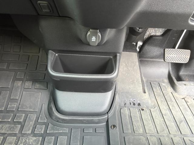 Ｎ－ＢＯＸカスタム ターボ　イモビライザー　衝突被害軽減　禁煙　キーフリー　Ｐセンサー　ＥＳＣ　パワステ　両席エアバック　サイドエアバッグ　ターボ車　ＵＳＢ接続　Ａライト　スマキー　Ｂカメ　パワーウィンドウ　ＥＴＣ（15枚目）