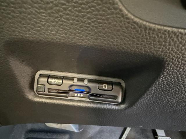 フィット e:HEVネス Rカメ サイドカーテンエアバック 地デジ USB LED オートエアコン スマキー エアバッグ オートライト ETC VSA キーレス クルコン ドライブレコーダー(15枚目)