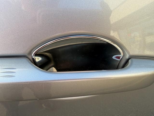 フィット e:HEVネス Rカメ サイドカーテンエアバック 地デジ USB LED オートエアコン スマキー エアバッグ オートライト ETC VSA キーレス クルコン ドライブレコーダー(30枚目)