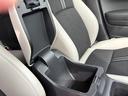 ｅ：ＨＥＶＺ・ＰＬａＹパッケージ　登録済み未使用車４ＷＤ　禁煙　オートクルーズコントロール　アイドリングストップ　ＬＥＤヘッド　ＵＳＢ　電動テールゲート　衝突被害軽減システム　リヤカメラ　横滑り防止装置　ＥＴＣ　シートヒーター（19枚目）