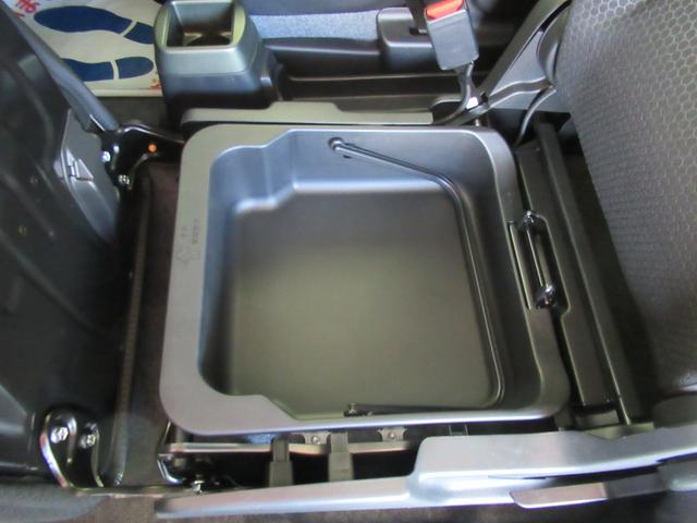 ハスラー タフワイルドターボ 3型 バックカメラ オートライト Bluetooth 純正ナビ プッシュスタート シートヒーター オートエアコン スズキセーフティーサポート 衝突被害軽減システム アイドリングストップ 横滑り防止機能(13枚目)