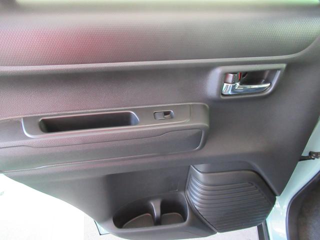 ハスラー タフワイルドターボ 3型 バックカメラ オートライト Bluetooth 純正ナビ プッシュスタート シートヒーター オートエアコン スズキセーフティーサポート 衝突被害軽減システム アイドリングストップ 横滑り防止機能(18枚目)