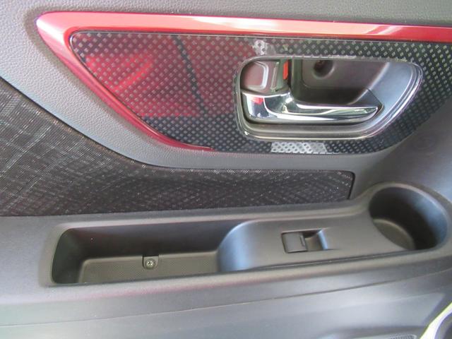 N-WGNカスタム GターボSS2トーンカラースタイルパッケージ バックカメラ オートライト Bluetooth プッシュスタート 純正ナビ プッシュスタート 衝突安全ボディ(10枚目)