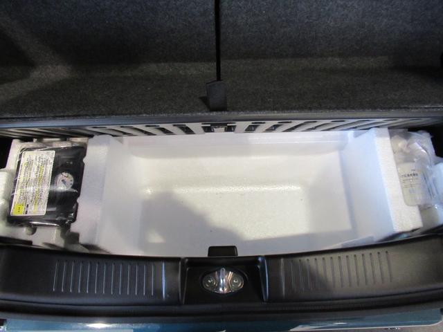 ワゴンRカスタムZ カスタムZ HYBRID ZT 4型 オートライト プッシュスタート シートヒーター オートエアコン スズキセーフティーサポート 4WD 衝突被害軽減システム アイドリングストップ 横滑り防止機能 衝突安全ボディ(18枚目)