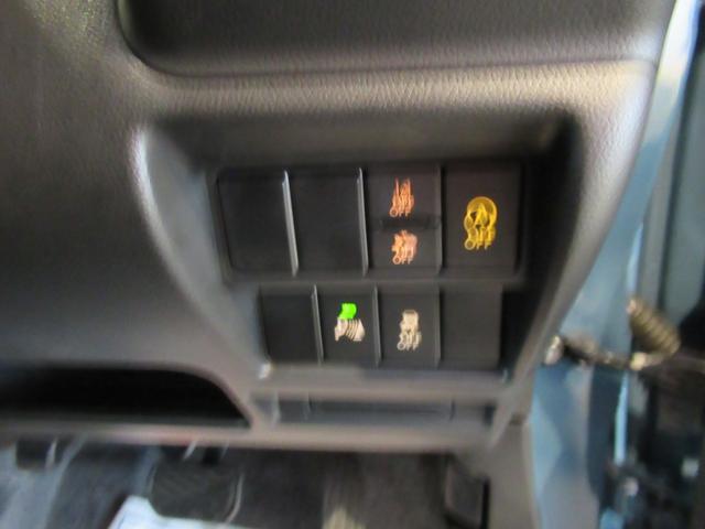 ワゴンRカスタムZ カスタムZ HYBRID ZT 4型 オートライト プッシュスタート シートヒーター オートエアコン スズキセーフティーサポート 4WD 衝突被害軽減システム アイドリングストップ 横滑り防止機能 衝突安全ボディ(26枚目)