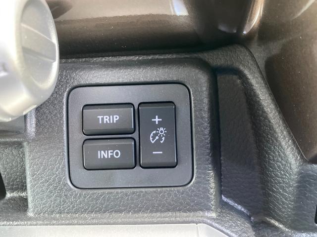 クロスビー HYBRID MZ 4型 4WD 6AT メッキドアハンドル 本革巻ステアリング 衝突軽減ブレーキサポート LEDフォグランプ(10枚目)