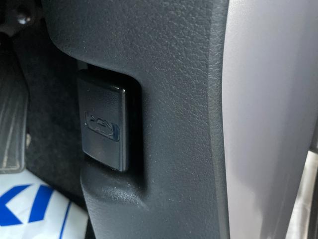 ワゴンRスマイル HYBRID S 3型 4WD CVT LEDヘッドライト 後席左側パワースライド 電動パーキング チルトステアリング 運転席シ-トリフタ-(31枚目)