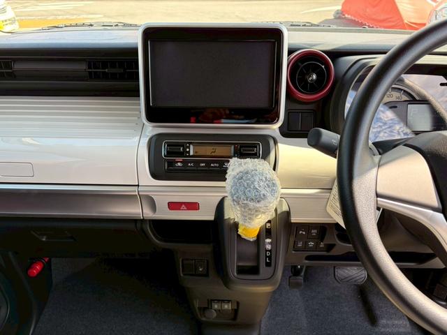 スペーシア ハイブリッドＸ　届出済未使用車　スズキセーフティーサポート　誤発進抑制機能　後方誤発進抑制機能　低速時ブレーキサポート　パーキングセンサー　車線逸脱警報機能　車線逸脱抑制機能　ふらつき警報機能　標識認識機能（26枚目）