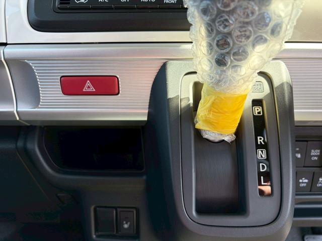 スペーシア ハイブリッドＸ　届出済未使用車　スズキセーフティーサポート　誤発進抑制機能　後方誤発進抑制機能　低速時ブレーキサポート　パーキングセンサー　車線逸脱警報機能　車線逸脱抑制機能　ふらつき警報機能　標識認識機能（29枚目）