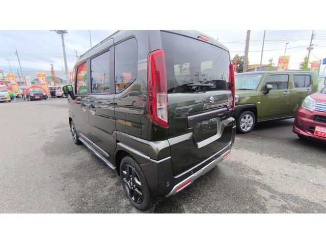 スペーシアギア 　両側電動スライドドア　アイドリングストップ　プッシュスタート　オートエアコン　シートヒーター　クルーズコントロール　レーンアシスト　クリアランスソナー　ベンチシート　ＬＥＤヘッドランプ（11枚目）