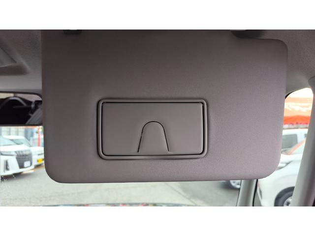 スペーシアギア 　両側電動スライドドア　アイドリングストップ　プッシュスタート　オートエアコン　シートヒーター　クルーズコントロール　レーンアシスト　クリアランスソナー　ベンチシート　ＬＥＤヘッドランプ（40枚目）