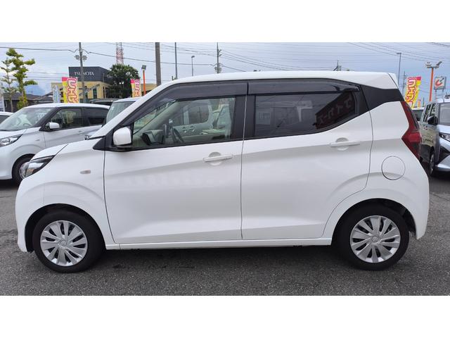 ｅＫワゴン Ｍ　三菱イーアシスト搭載　衝突被害軽減ブレーキ　運転席エアバッグ　助手席エアバッグ　サイドエアバッグ　社外ナビ装着　バックカメラ付き　ＥＴＣ装着　難防止装置付き（4枚目）