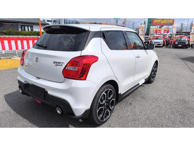 スイフトスポーツ ベースグレード 6速マニュアル ブースタージェットターボエンジン 2本出しマフラー 17インチ純正ホイール 軽量高剛性ボディ スズキセーフティサポート搭載 スイスポ専用シート(19枚目)
